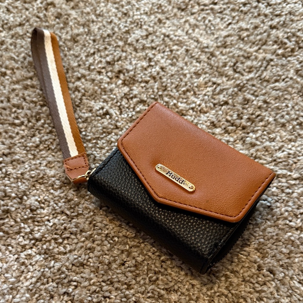 Mudd Black and Brown Wallet